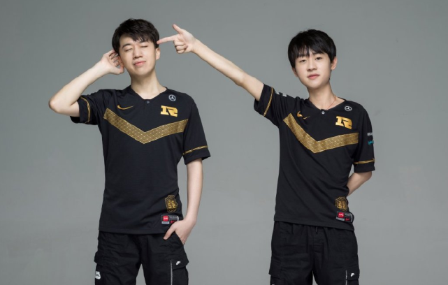 的晨练小组 的晨练小组