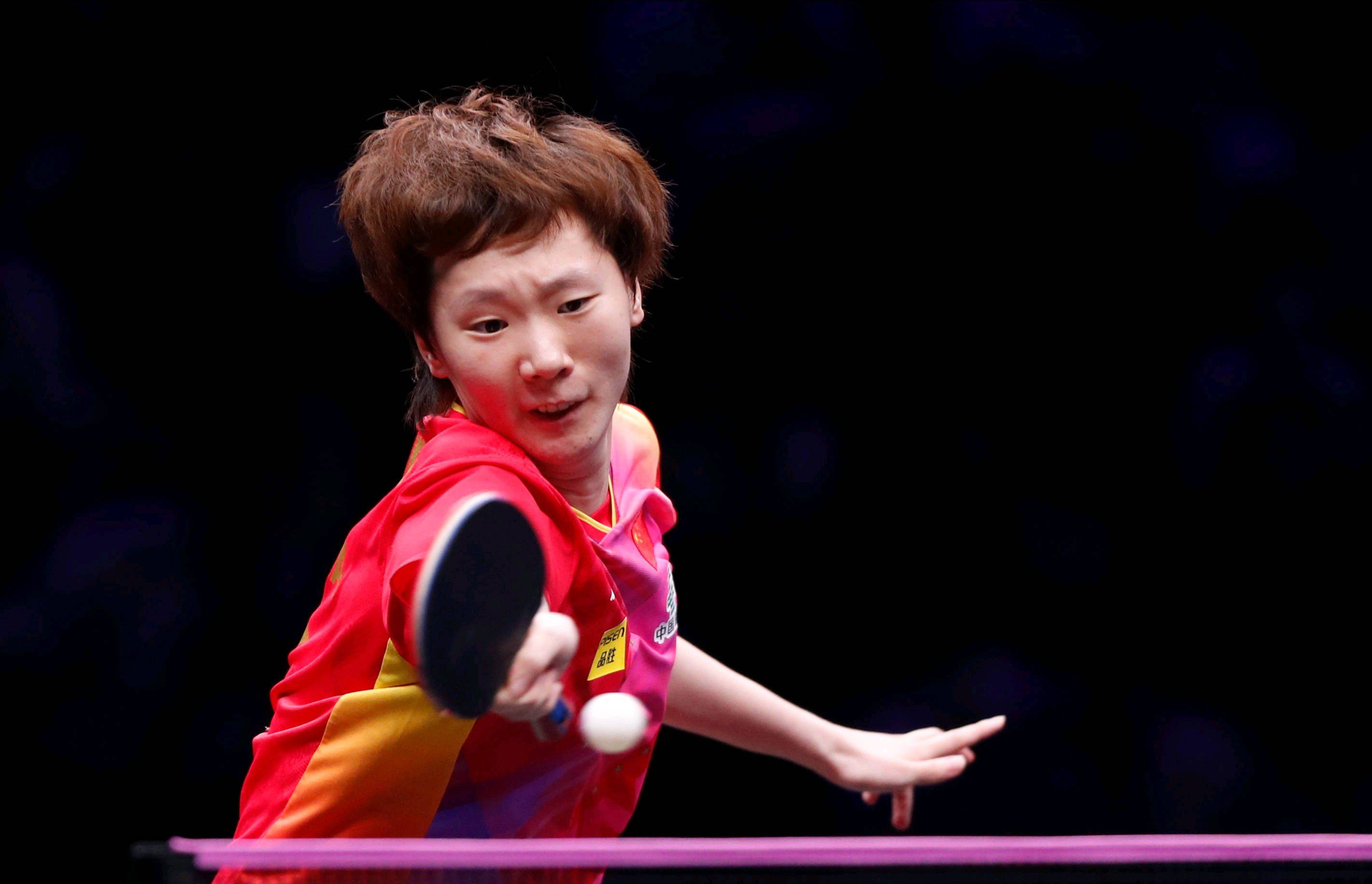 直面临来自 直面临来自