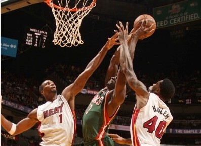 纳攻防俱佳 纳攻防俱佳