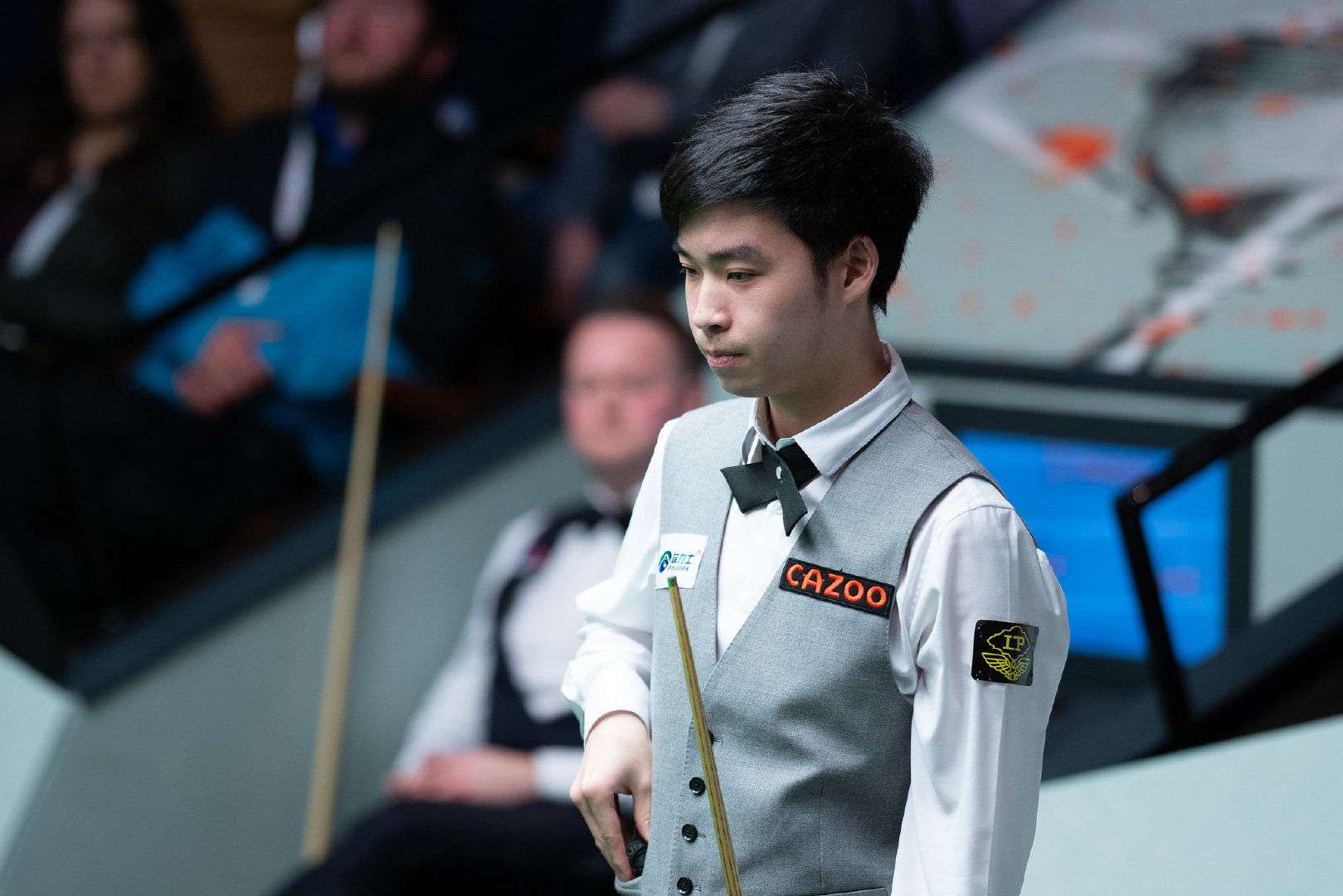 皇马正在探 皇马正在探